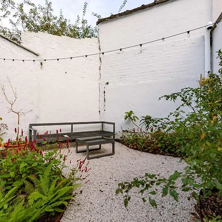 Huswell - Charming Townhouse In Perfect For 6 Guests * Гент