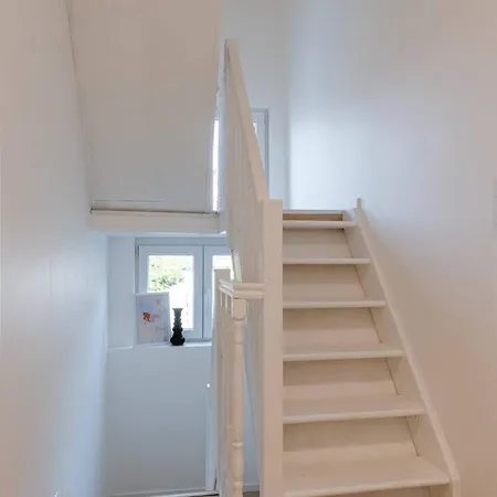 Huswell - Charming Townhouse In Perfect For 6 Guests Casa vacanze *